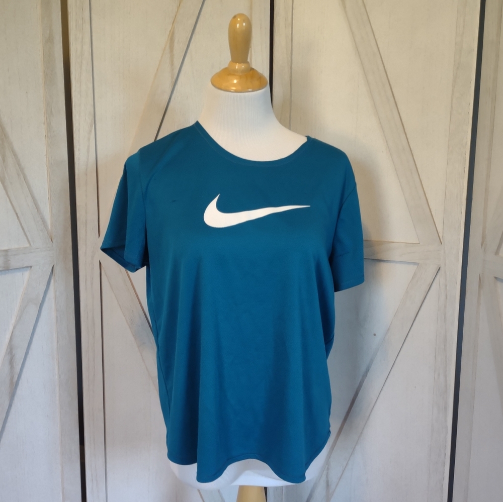 Nike Teal Short Sleeve Women’s Tee with White Logo